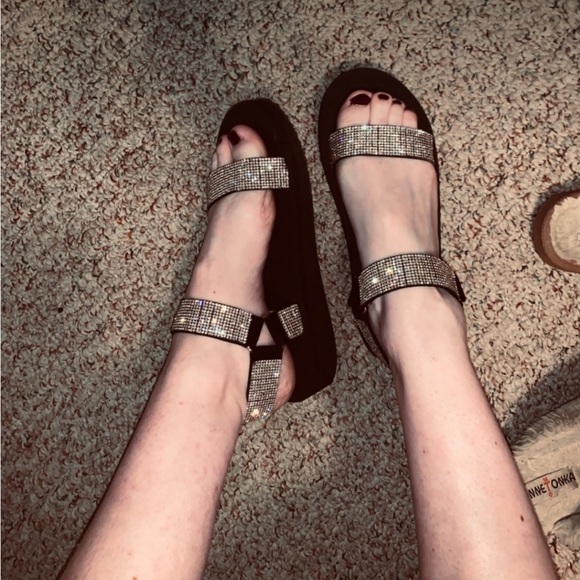 NWT Steve Madden Sandals - Picture 4 of 4